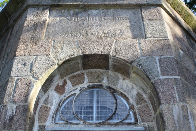 Die Inschrift des Turmes Die Inschrift des Turmes